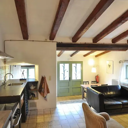 Can Lluis Apartment *